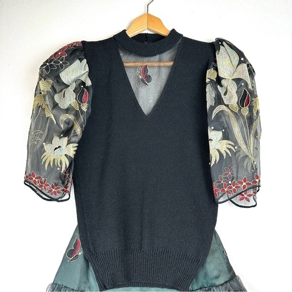 Vintage de Lanthume Embroidered Sweater & Skirt Set Elegant Party - Picture 3 of 15